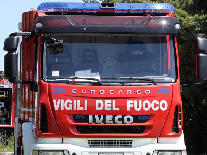 Anagnina. Evacuato un palazzo per una fuga di gas: la situazione attuale