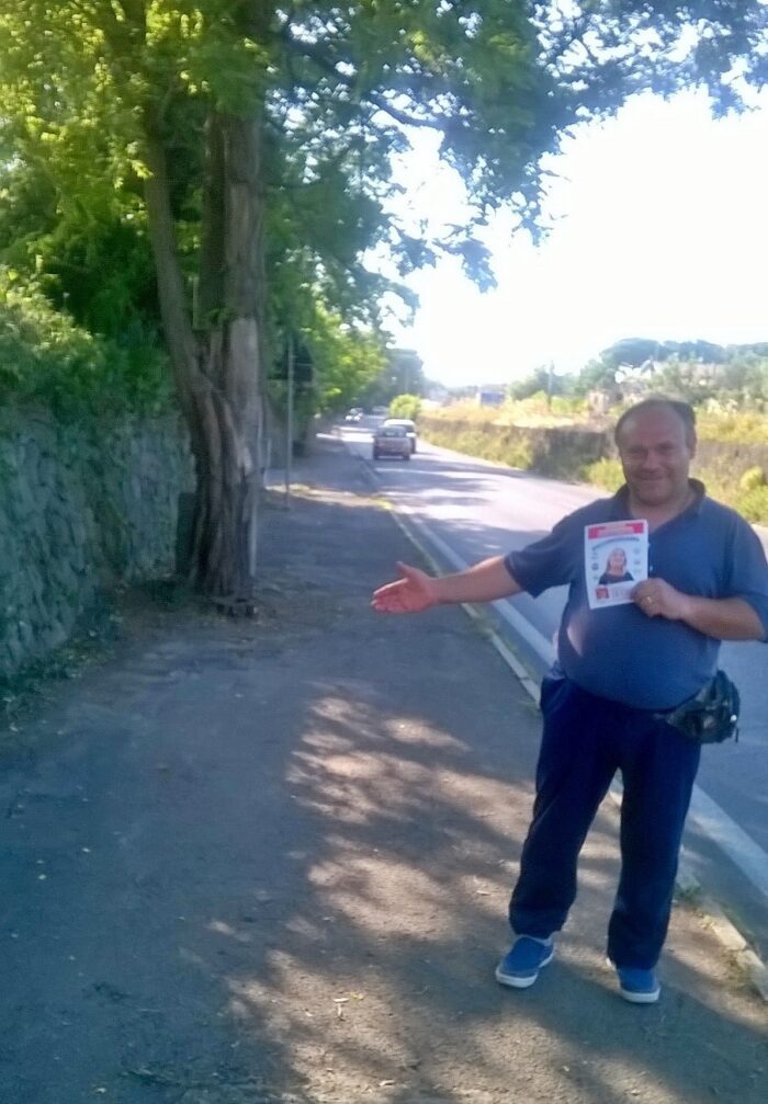 Marino, le critiche di Enderle sullo stato di degrado del marciapiedi in via dei Laghi