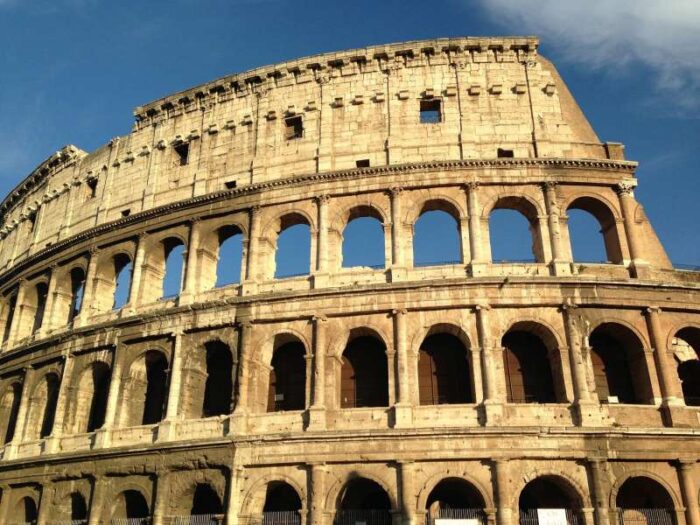 roma colosseo luci spente