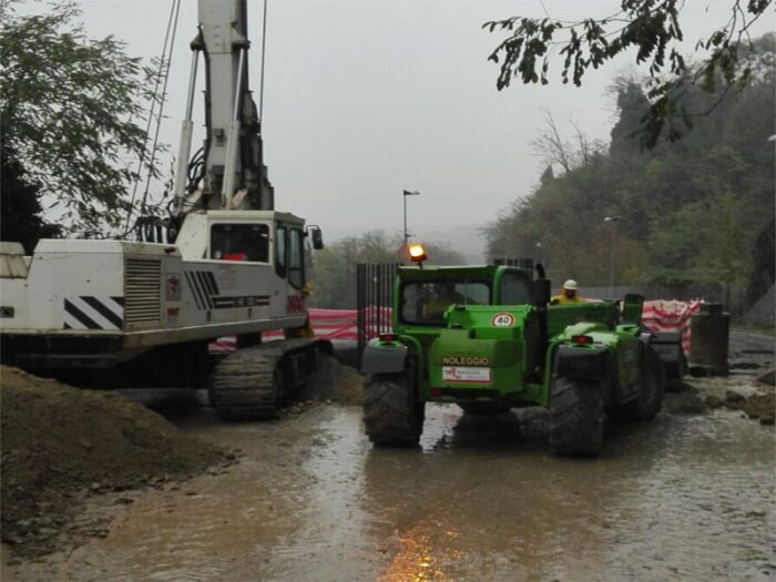 Frosinone, Ponte Bailey: trivellazioni proseguono anche sotto la pioggia