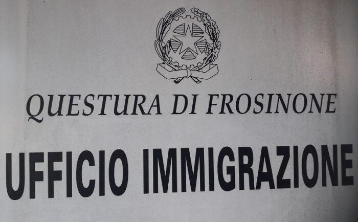 frosinone ufficio immigrazione