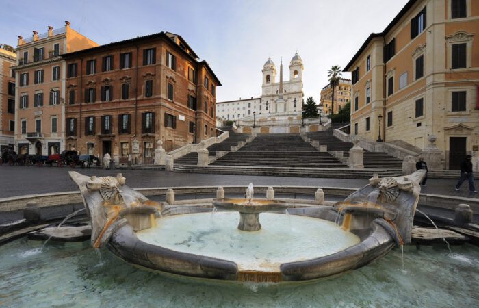 piazza di spagna baby ladre