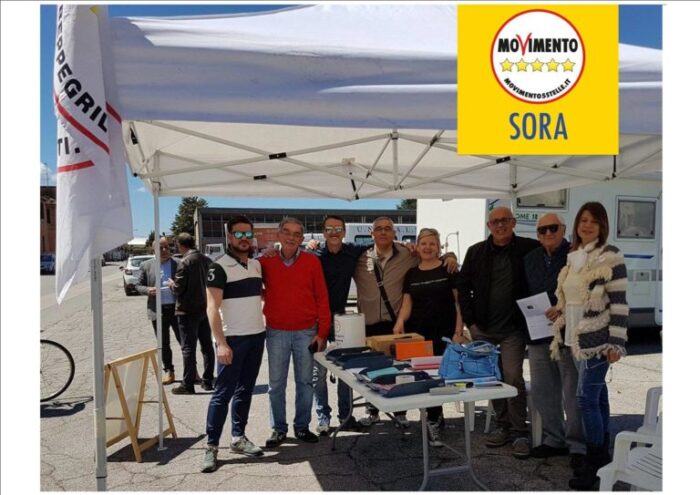 Campagna “Tra la gente, con la gente” del M5S a Sora: Gazebo nel piazzale della Stazione