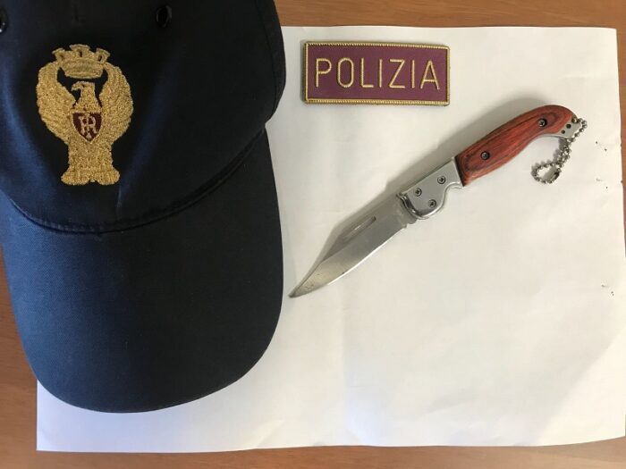 Fiuggi, litigano per un parcheggio e un 42enne tira fuori un coltello per aggredire un 23enne: denunciato