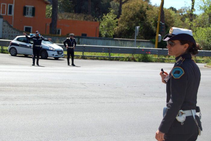 Incidente mortale via Tiburtina e sciacallaggio ai danni del ciclista defunto: individuato a Guidonia il responsabile