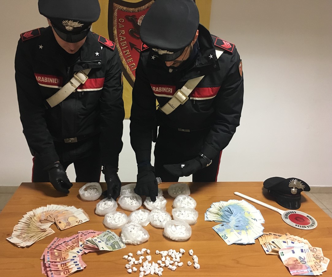 Tor Bella Monaca E Tor Vergata Controlli Antidroga Dei Carabinieri Tre Pusher In Manette 8697