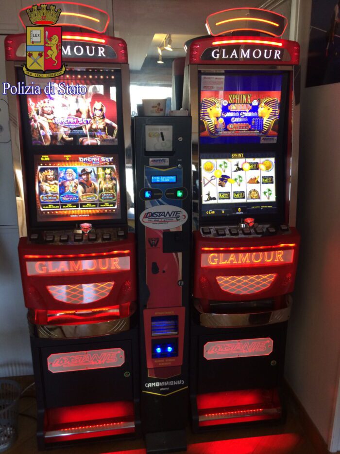 Atina, Carabinieri chiudono locale per slot machine non autorizzato