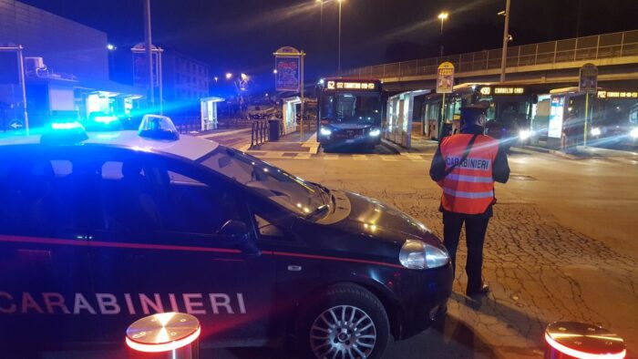 Stazione Tiburtina, arrestate due per spaccio: sequestrati 4,3 kg di marijuana