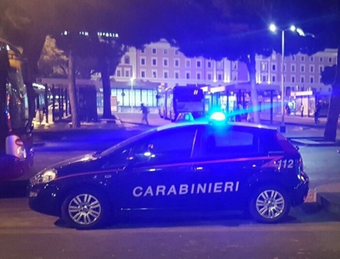 roma termini violenza sessuale bus