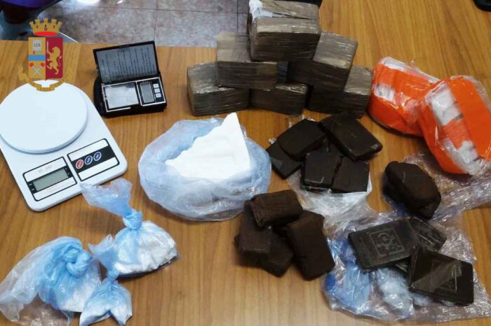 Prati, sequestrati 5 kg e mezzo di hashish e mezzo kg di cocaina in un garage: arrestato 45enne romano