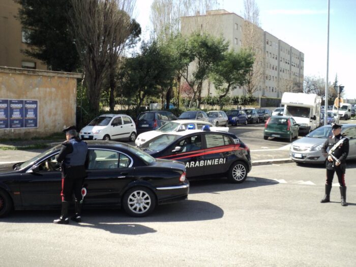 Tor Bella Monaca, 9 arresti in tre giorni: sequestrati denaro e droga