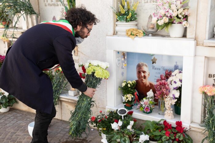 cerveteri cimitero fiori sindaco