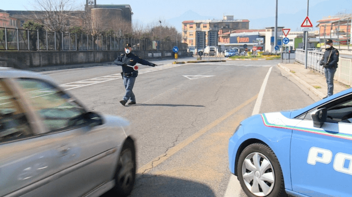 Frosinone auto rapina conducente arresto