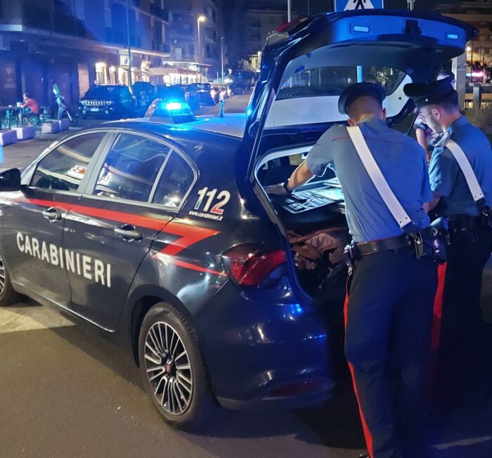 Roma, controlli a San Pietro: quattro denunce e un arresto