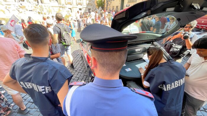 Controlli di Ferragosto nella capitale, 12 arresti, 7 per furto