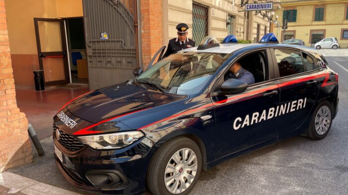 Tentato omicidio a Roma: badante picchia anziano e lo riduce in fin di vita