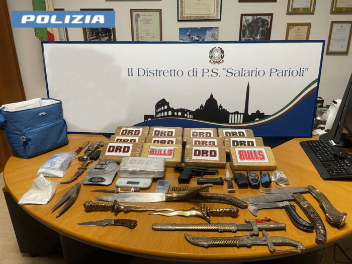 Spaccio a Roma, arrestato un 50enne: sequestrati 15kg di droga