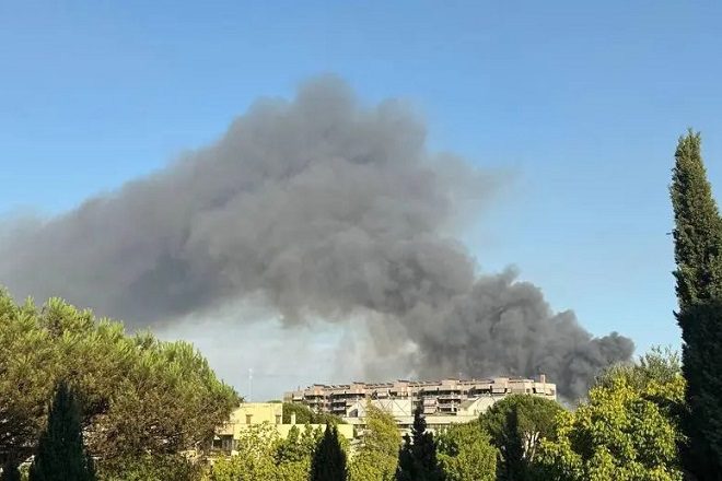 Incendio Ponte Mammolo: i divieti dall'ordinanza del Sindaco