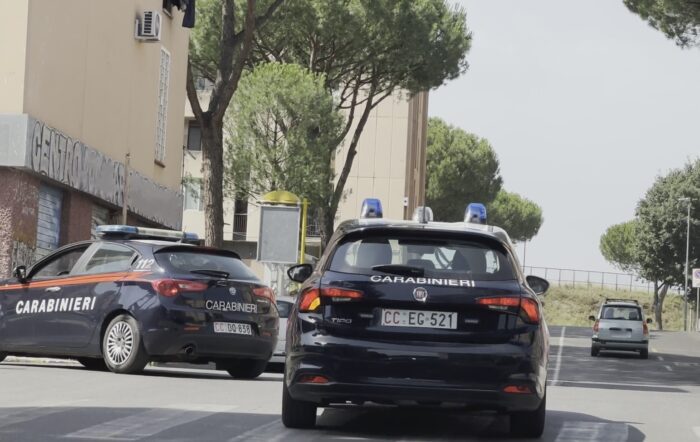 Tor Vergata, aggredisce la compagna e la madre anziana: arrestato