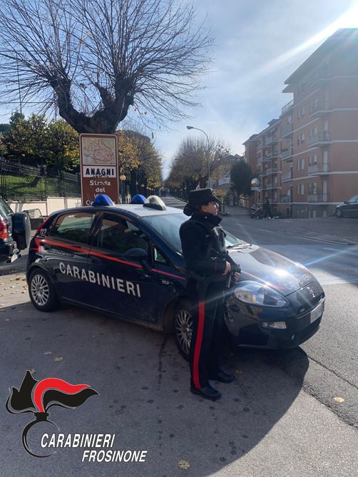 Anagni, si oppone allo sfratto e vìola il divieto di dimora: 58enne in carcere