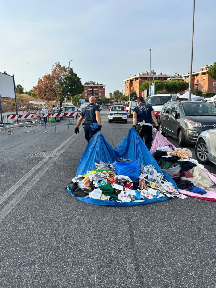 Roma, Porta Portese: i vigili si trasformano in...netturbini: la denuncia del SULPL