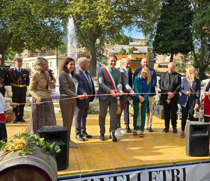 Velletri, ospitati i delegati dei Paesi gemellati durante la Festa dell’Uva e dei Vini