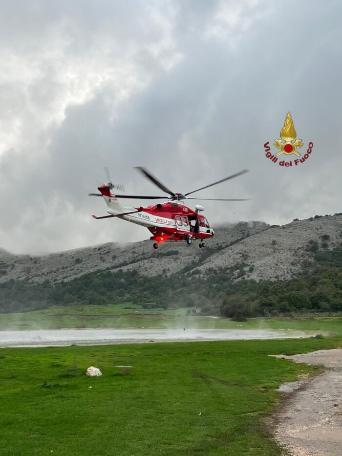 Segni, 4 persone disperse: uno di loro è ferito alla gamba. L'intervento dell'elisoccorso