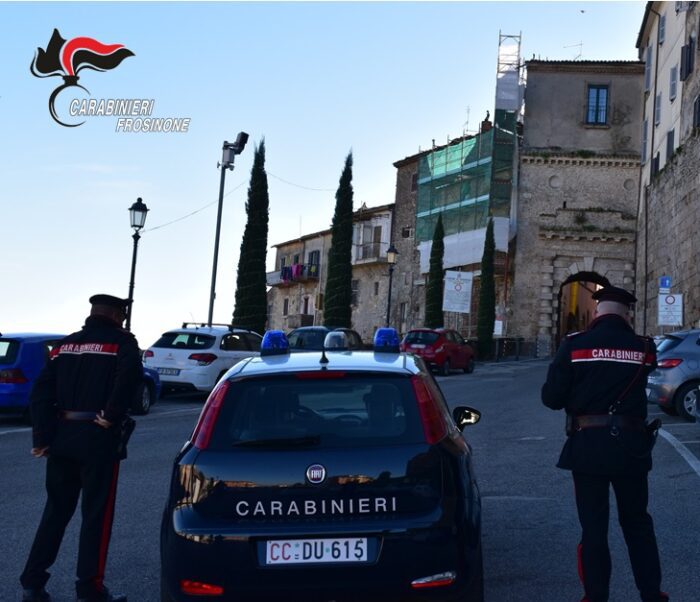 Ferentino, maltratta la moglie da quasi 10 anni: fermato un 60enne