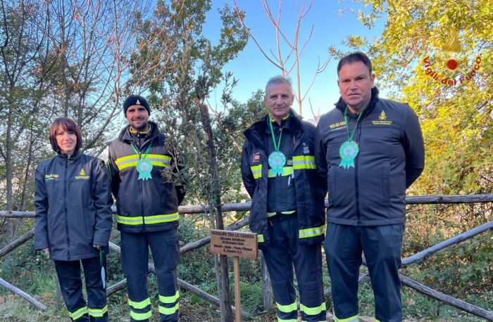 I vigili del fuoco partecipano all’evento di Vicalvi per la giornata nazionale degli alberi